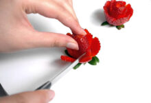 Συνταγή κομπόστα φράουλας με τριαντάφυλλα